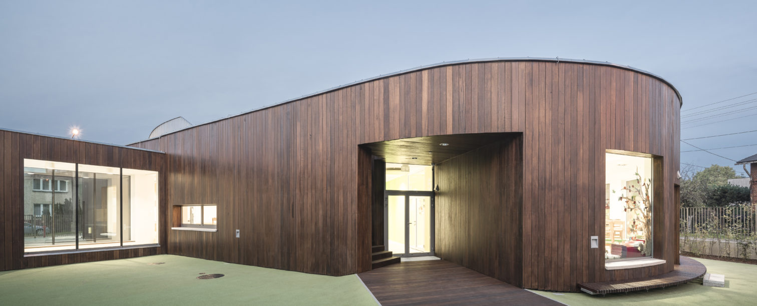 przedszkole wieczorem