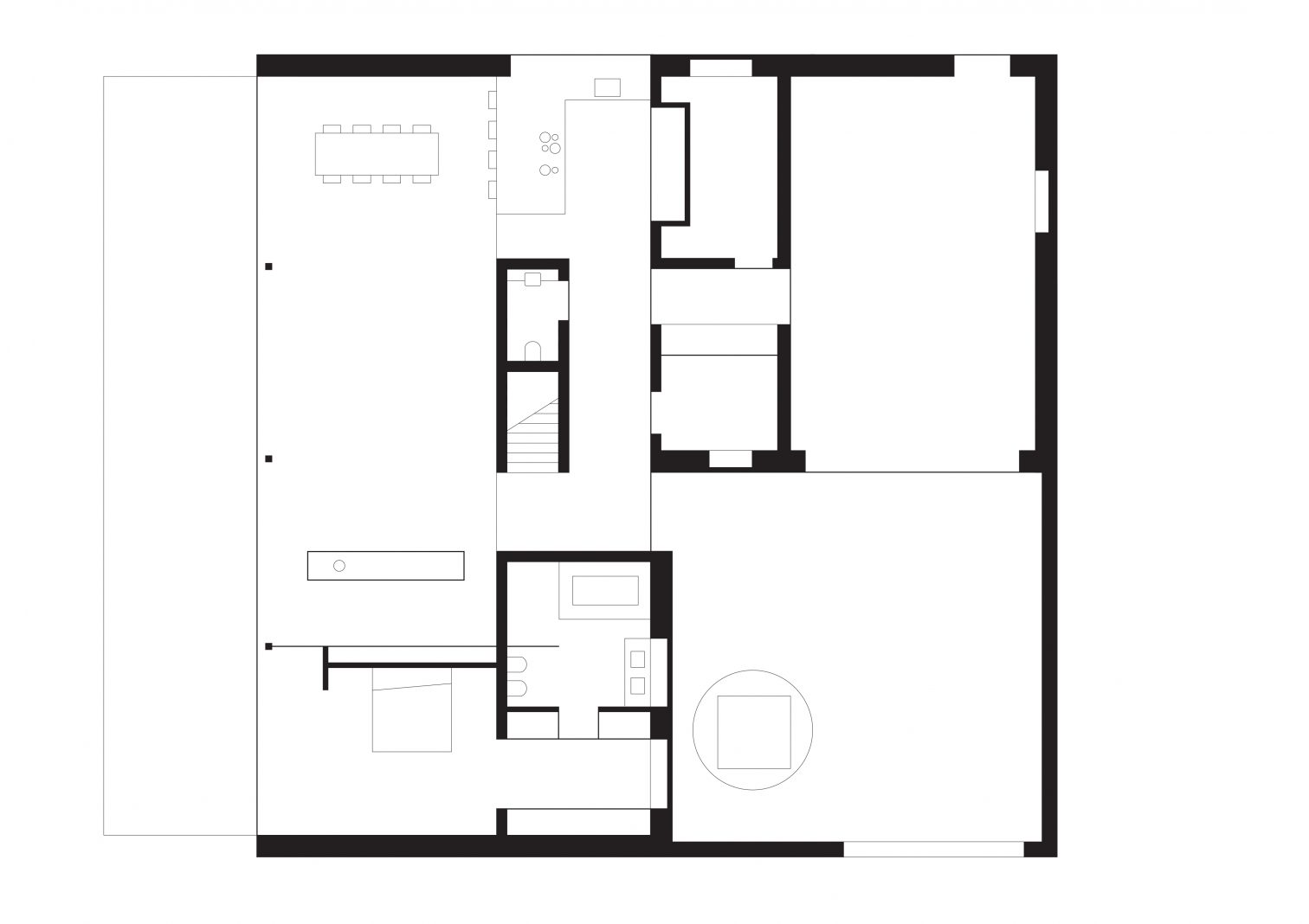 Rzut parteru ceglanego domu na planie kwadratu